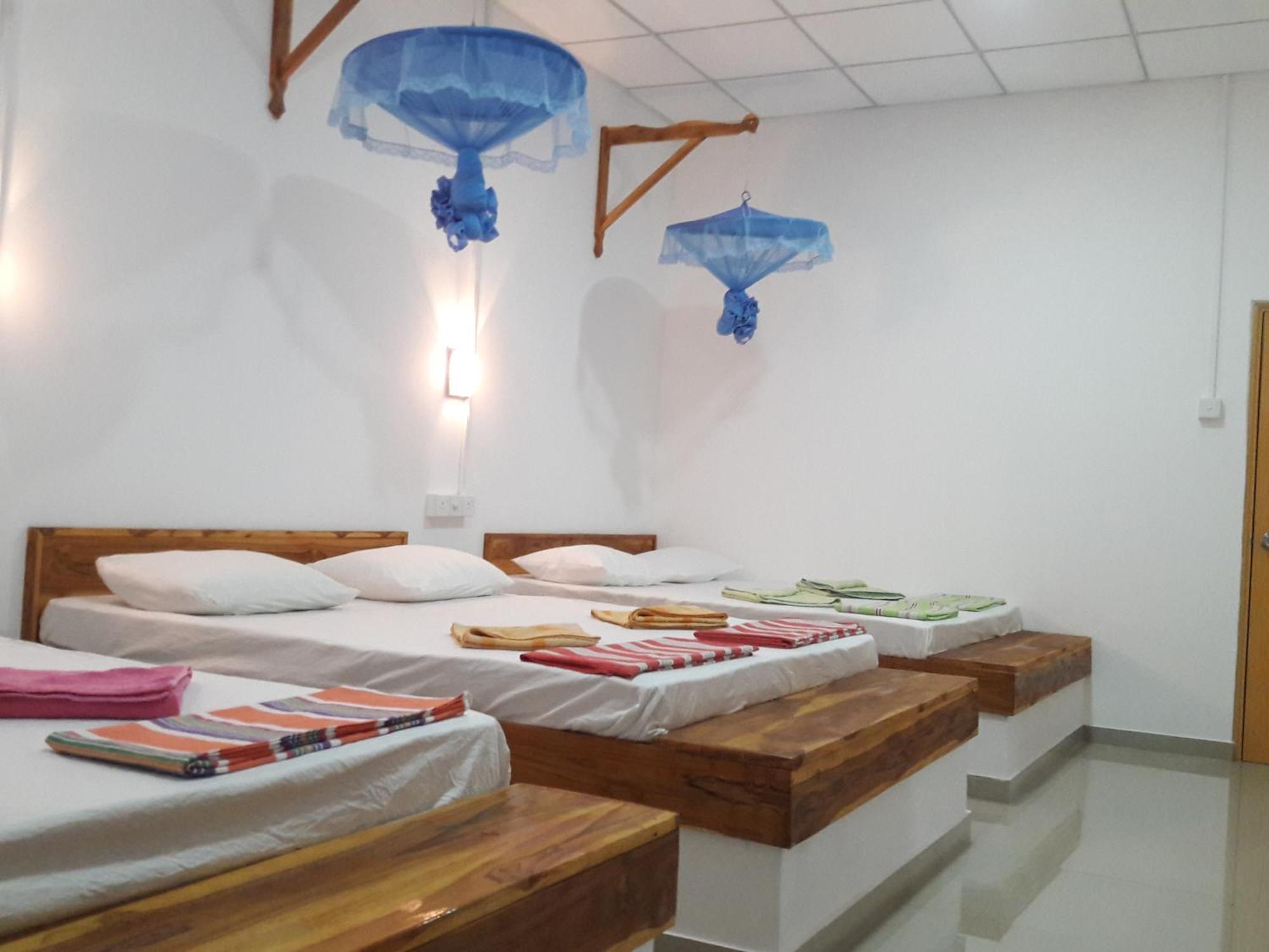 Share Safari House Udawalawe Bed & Breakfast Ngoại thất bức ảnh